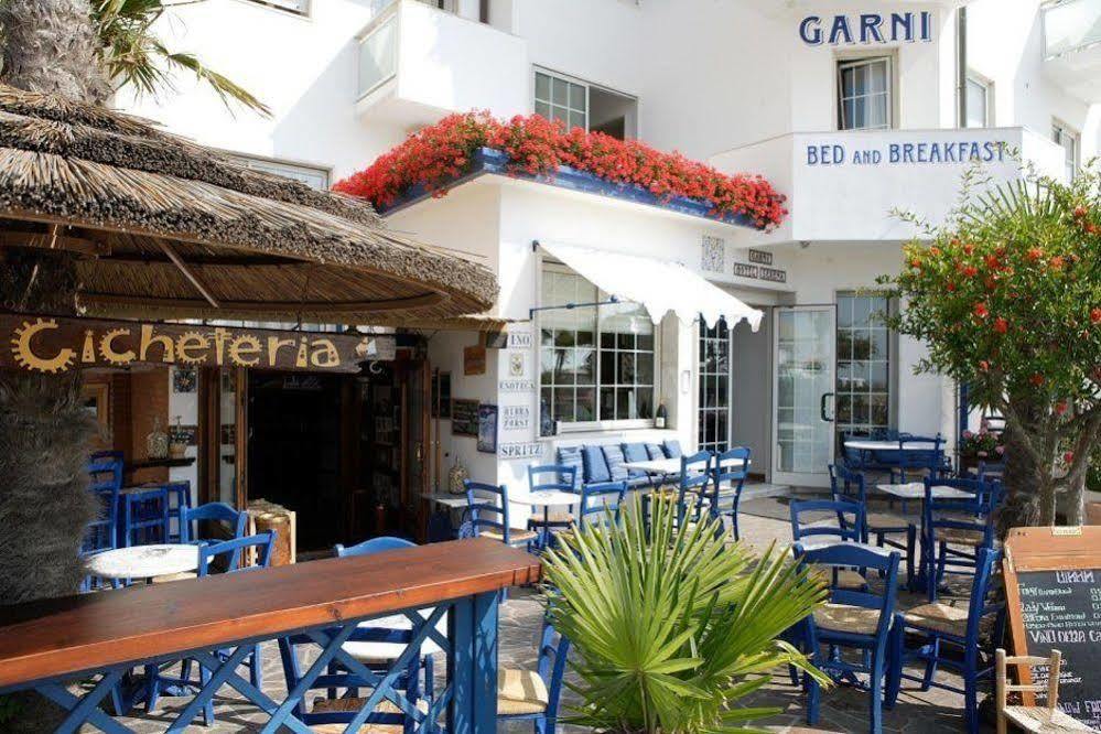 Hotel Garni' Serena Каорле Екстер'єр фото